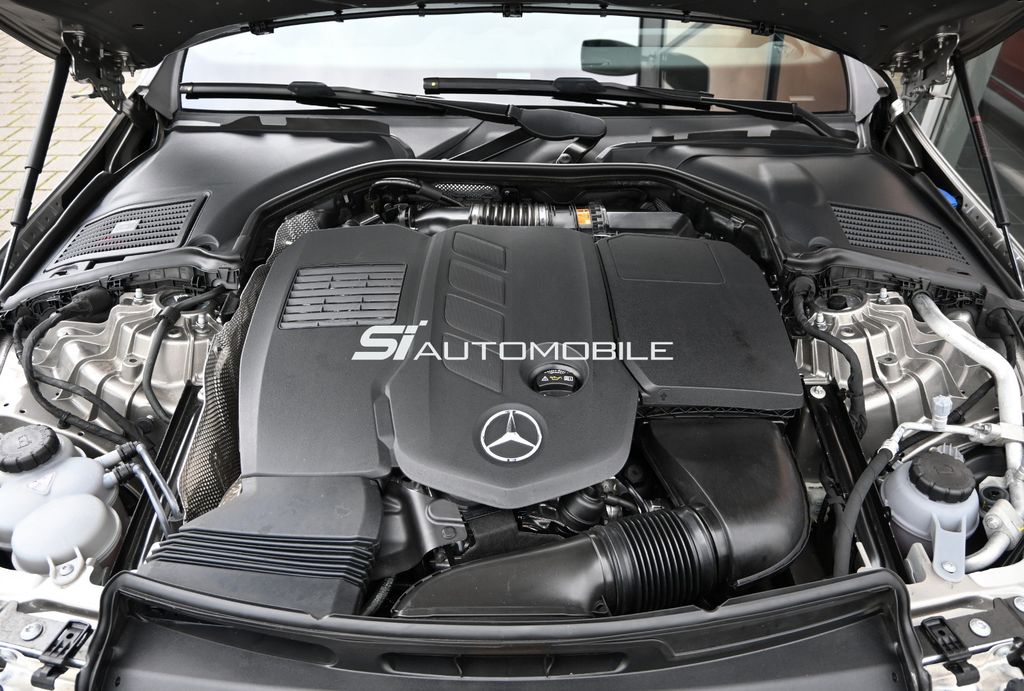 Mercedes-Benz C 300 2024