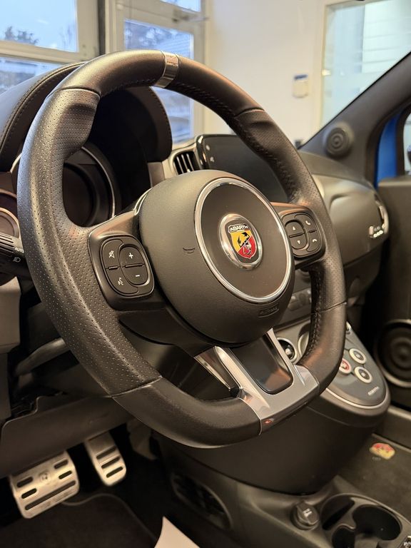 Abarth 500 2023