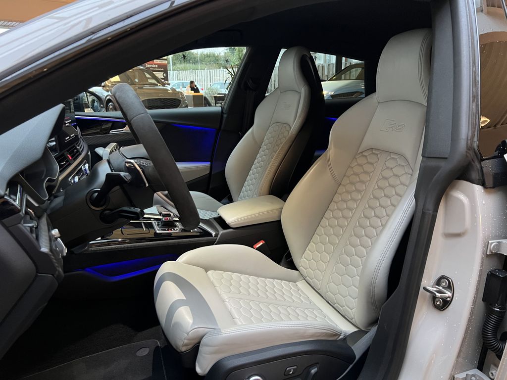 Audi RS5 2021