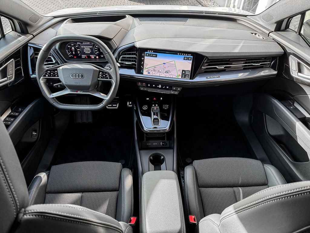 Audi Q4 2025