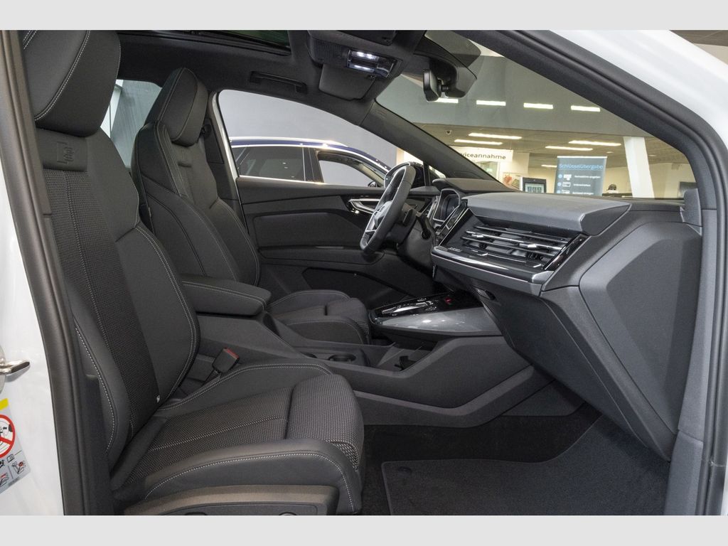 Audi Q4