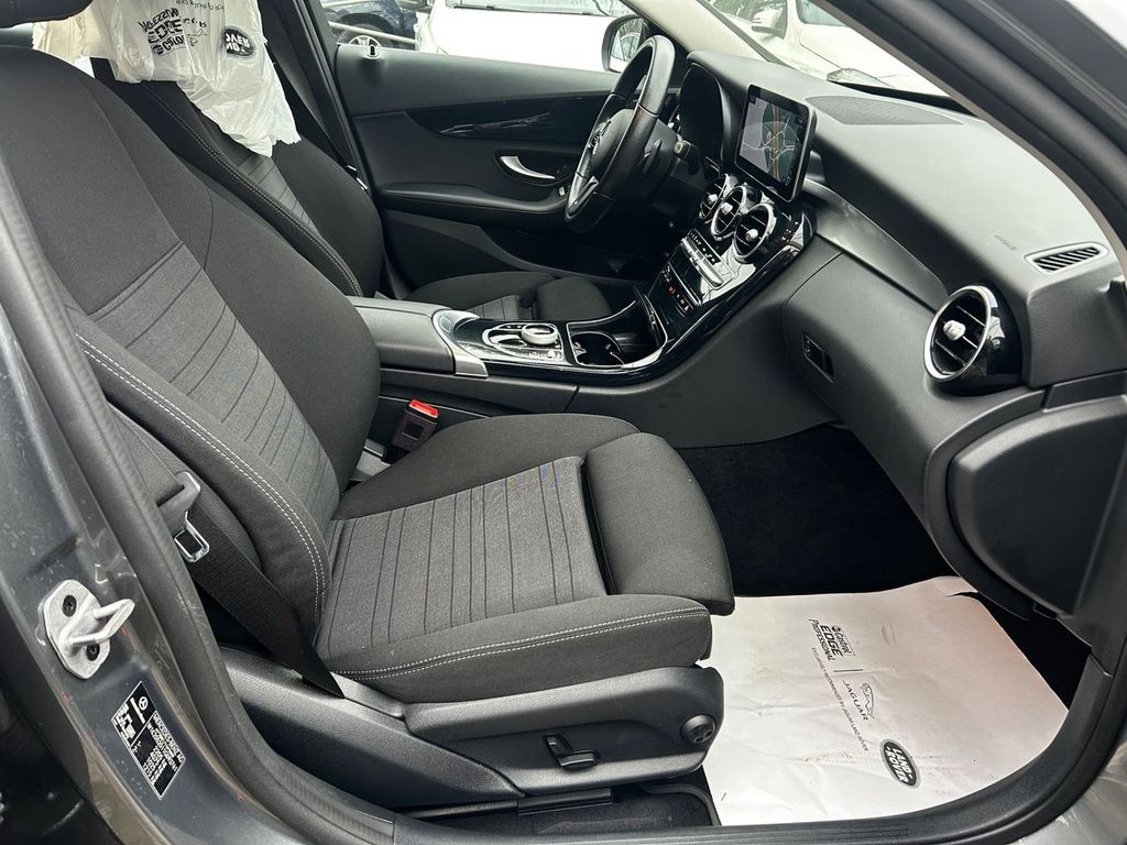 Mercedes-Benz C 200 2021