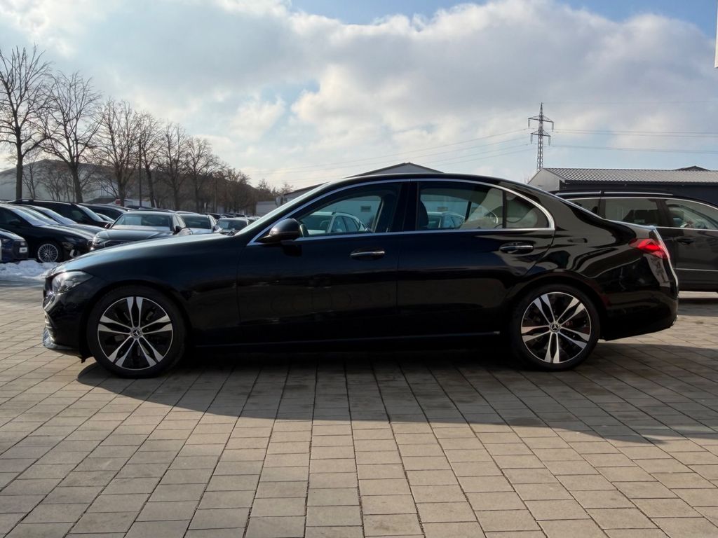 Mercedes-Benz C 300 2023