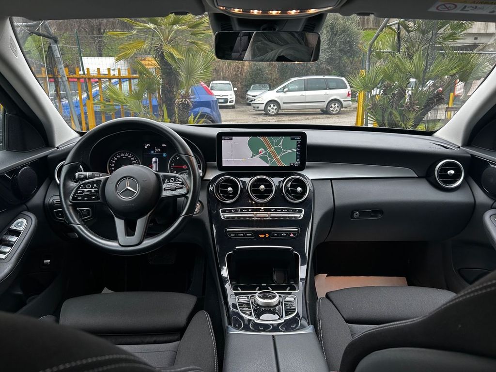 Mercedes-Benz C 200 2021