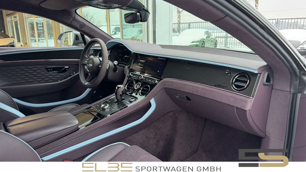 Bentley Continental GT 2025