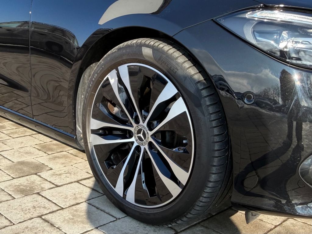 Mercedes-Benz C 300 2023