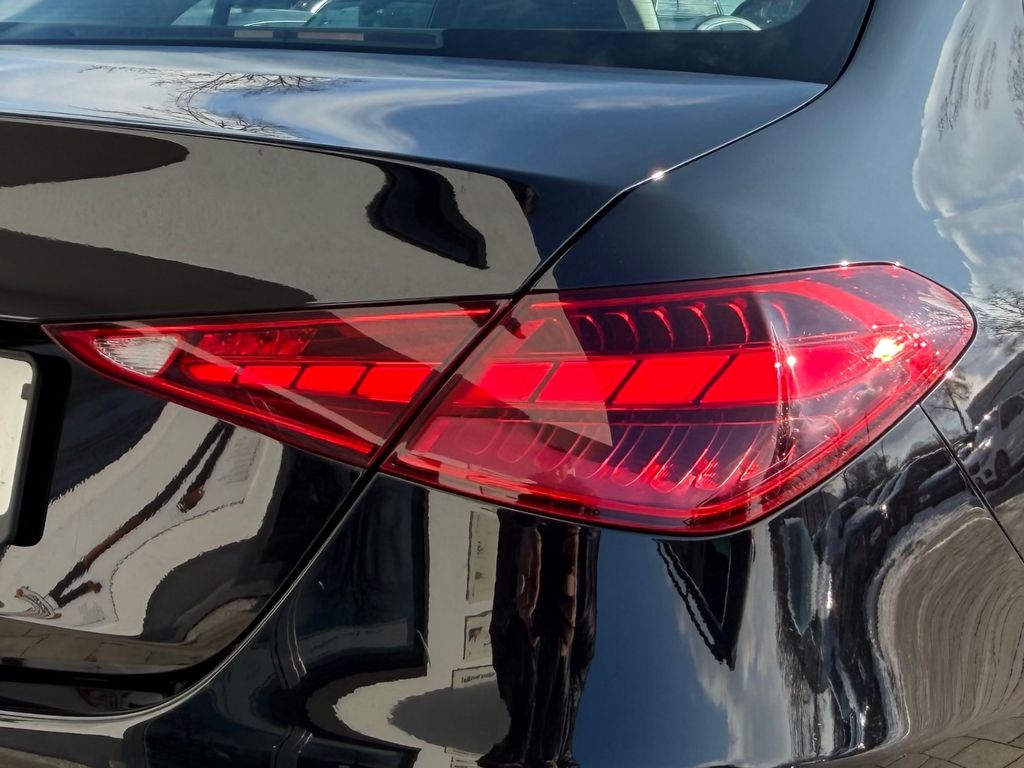 Mercedes-Benz C 300 2023