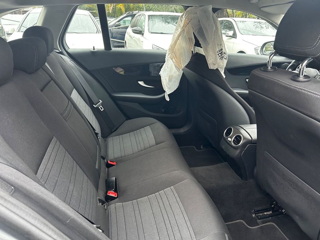 Mercedes-Benz C 200 2021