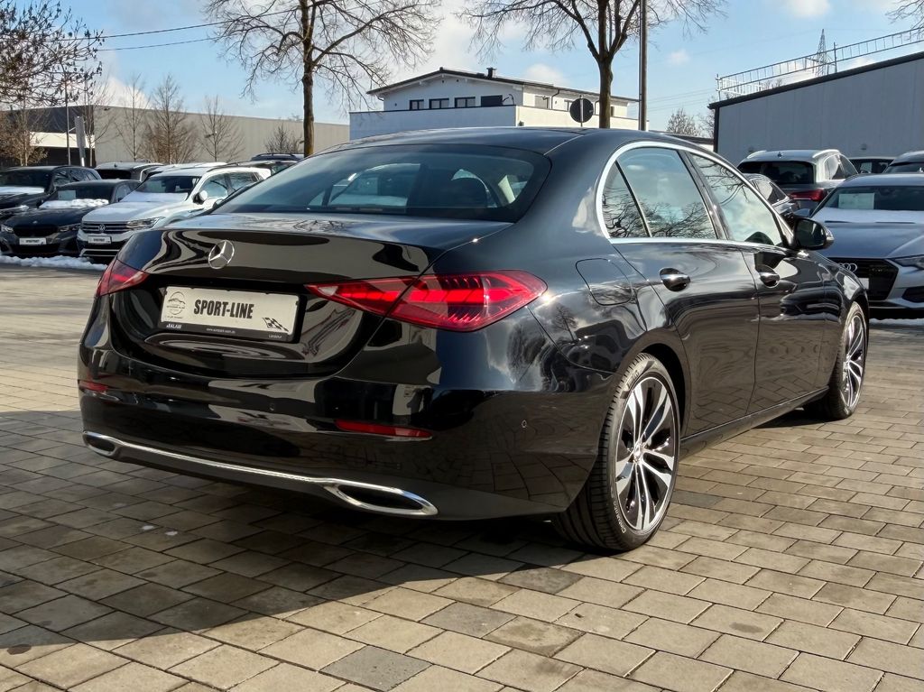 Mercedes-Benz C 300 2023