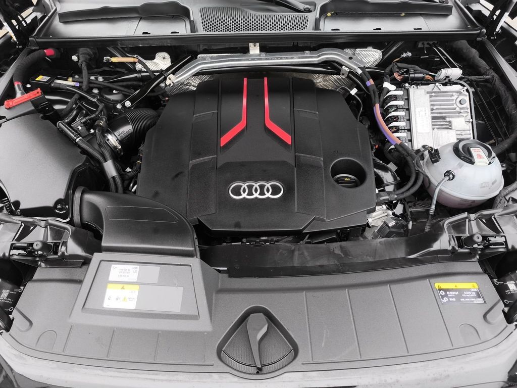 Audi SQ5 2022