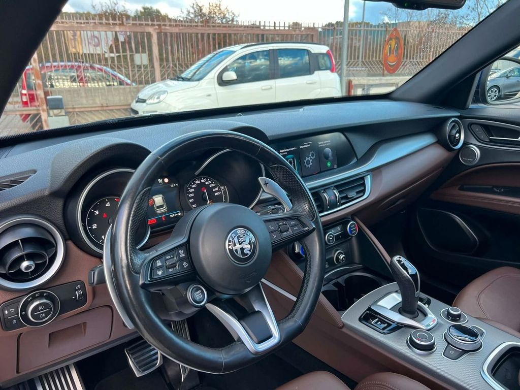 Alfa Romeo Stelvio 2020