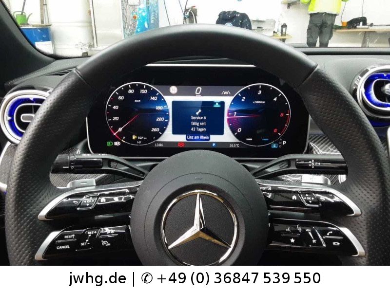 Mercedes-Benz C 300 2024