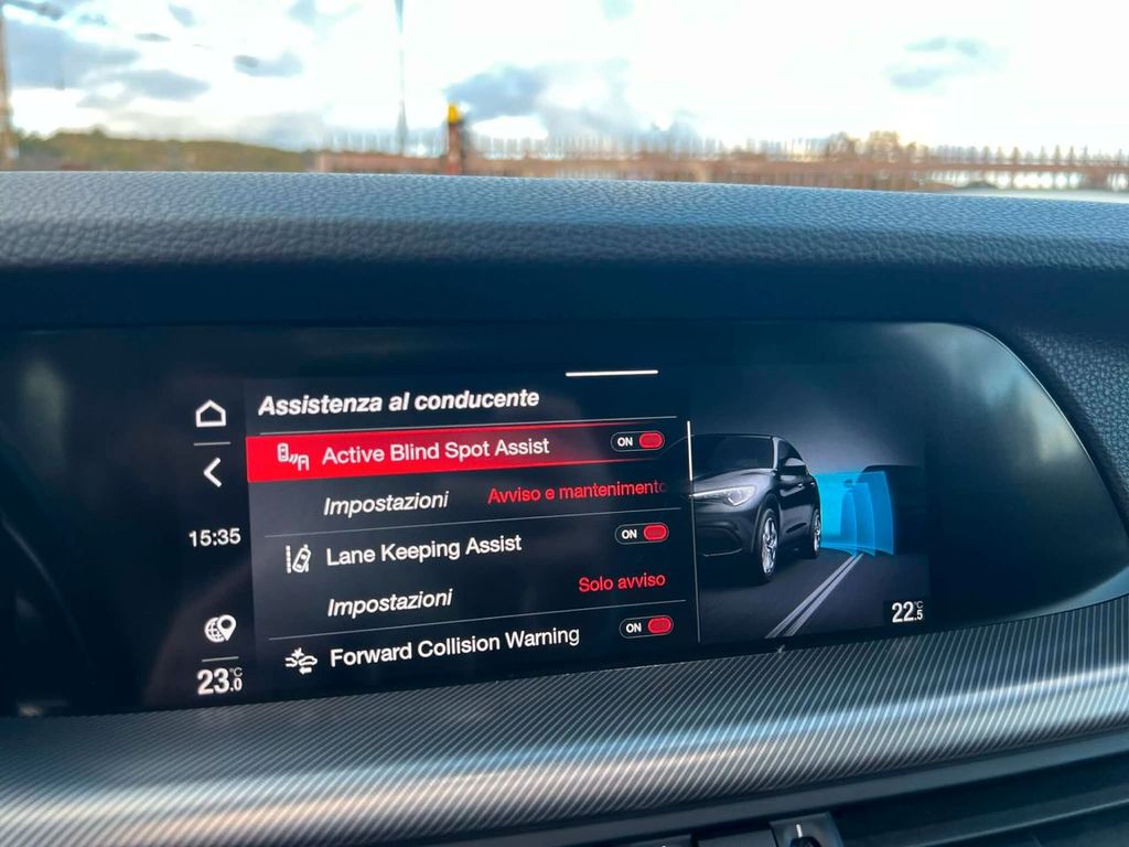 Alfa Romeo Stelvio 2020