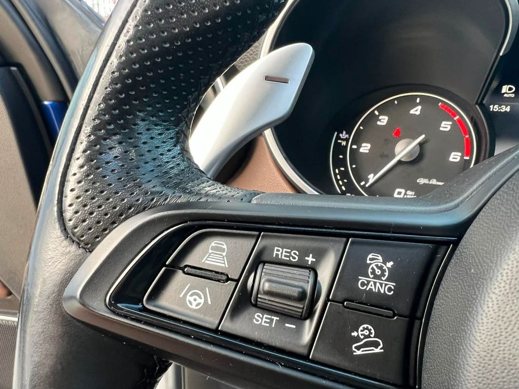 Alfa Romeo Stelvio 2020