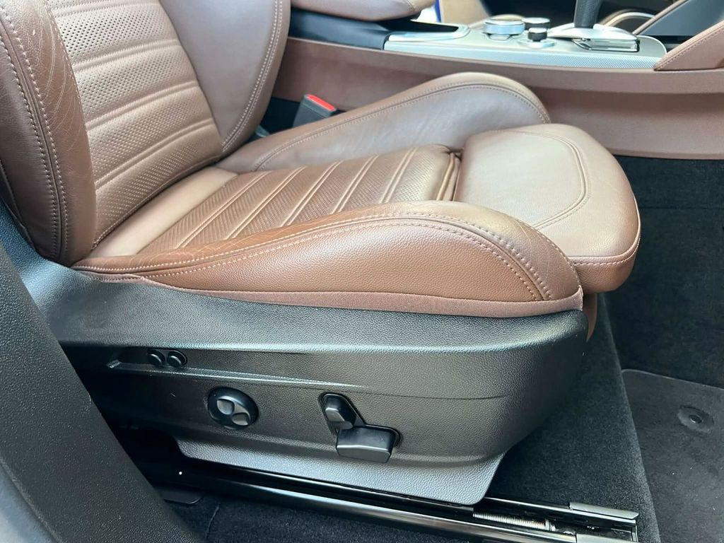 Alfa Romeo Stelvio 2020