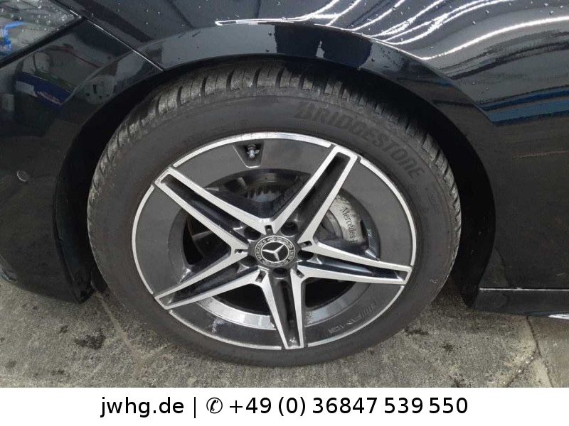 Mercedes-Benz C 300 2024