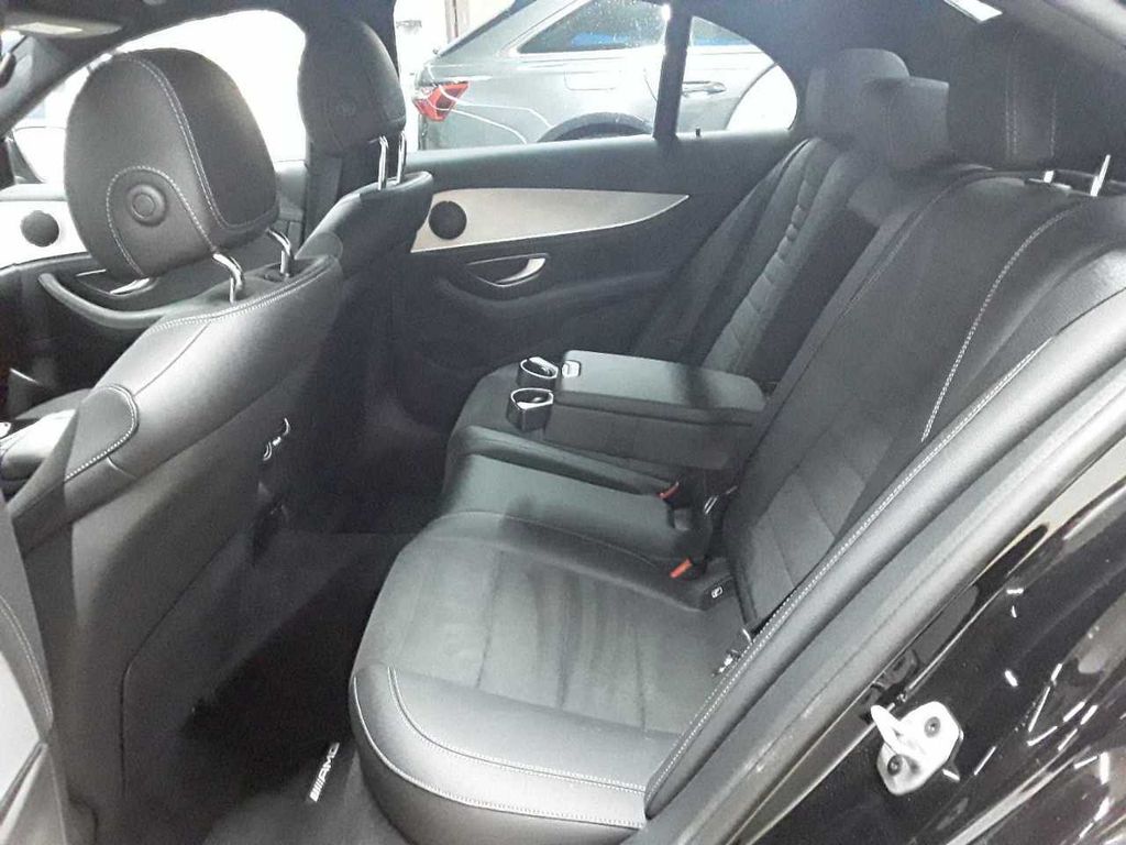 Mercedes-Benz E 300 2022