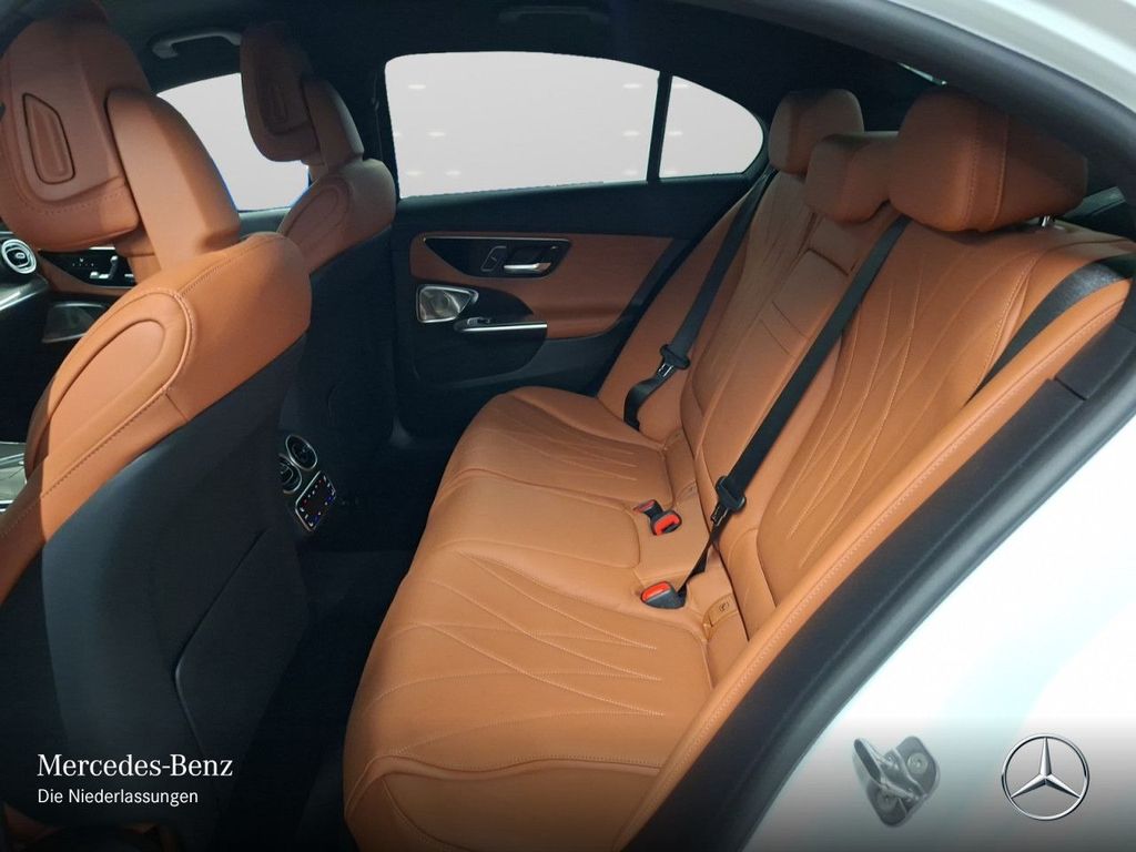 Mercedes-Benz C 300 2025