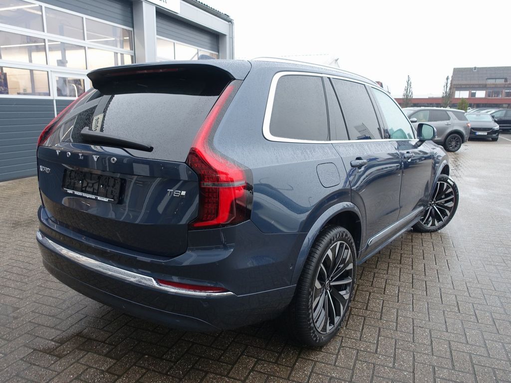 Volvo XC90 2025