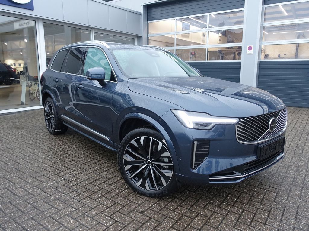Volvo XC90 2025