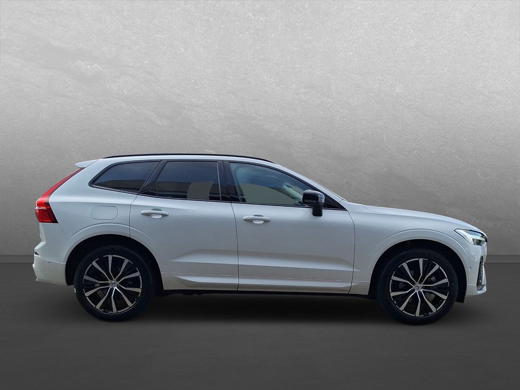 Volvo XC60 2025