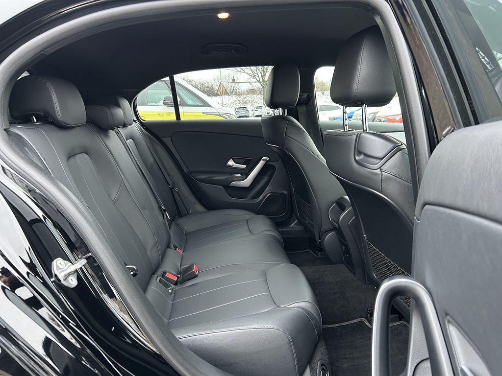 Mercedes-Benz A 250 2021