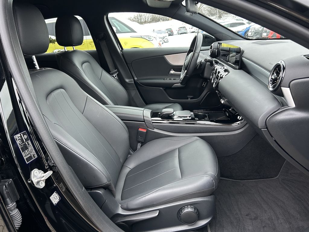 Mercedes-Benz A 250 2021