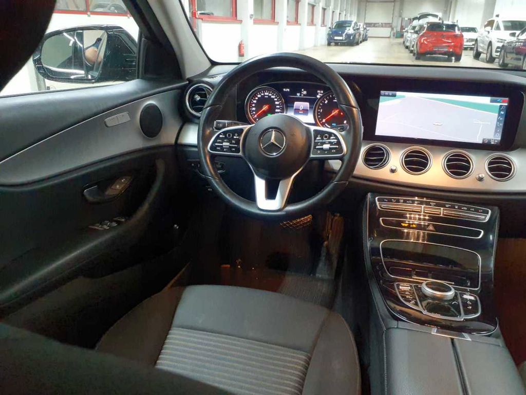 Mercedes-Benz E 300 2020