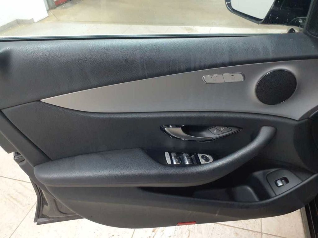 Mercedes-Benz E 300 2020