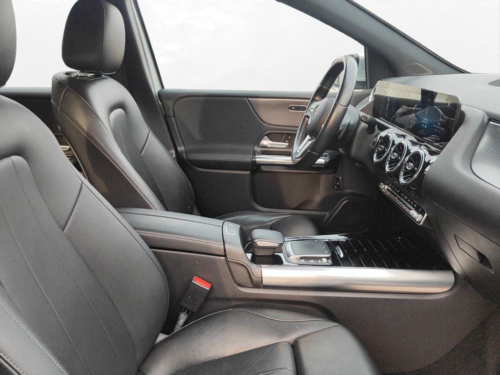 Mercedes-Benz B 200 2021