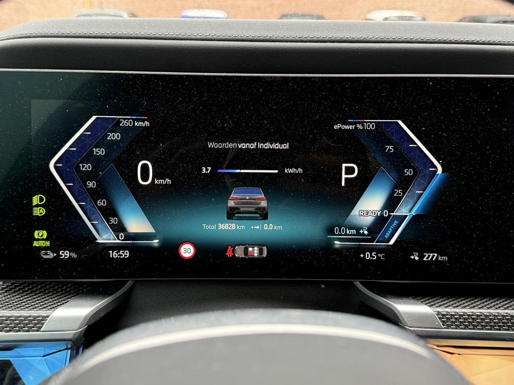BMW i7 2024