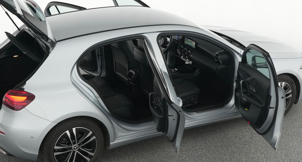 Mercedes-Benz A 180 2024