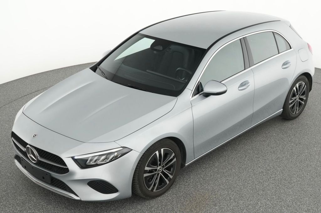 Mercedes-Benz A 180 2024