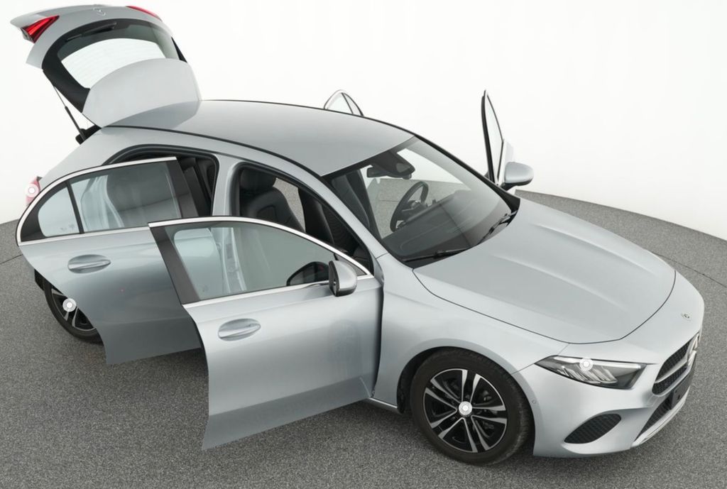 Mercedes-Benz A 180 2024