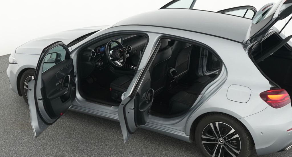 Mercedes-Benz A 180 2024