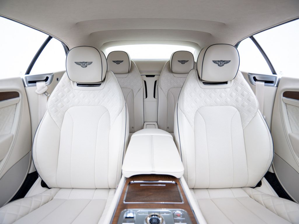 Bentley Continental GTC 2022