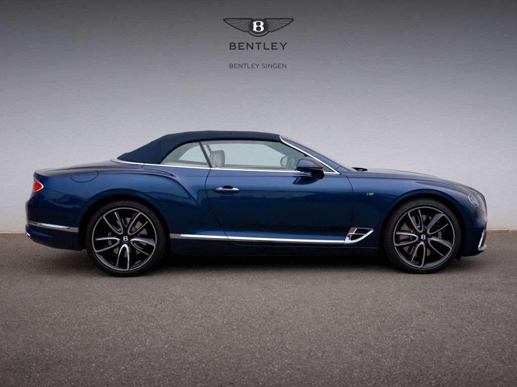 Bentley Continental GTC 2022
