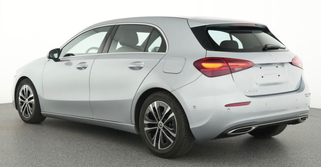 Mercedes-Benz A 180 2024