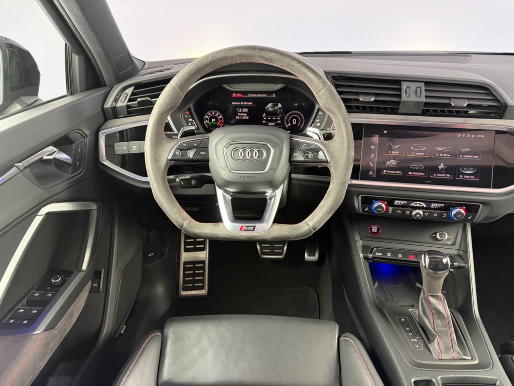 Audi RSQ3 2022