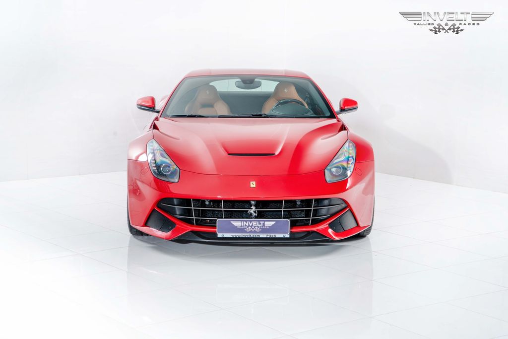 Ferrari F12 2013