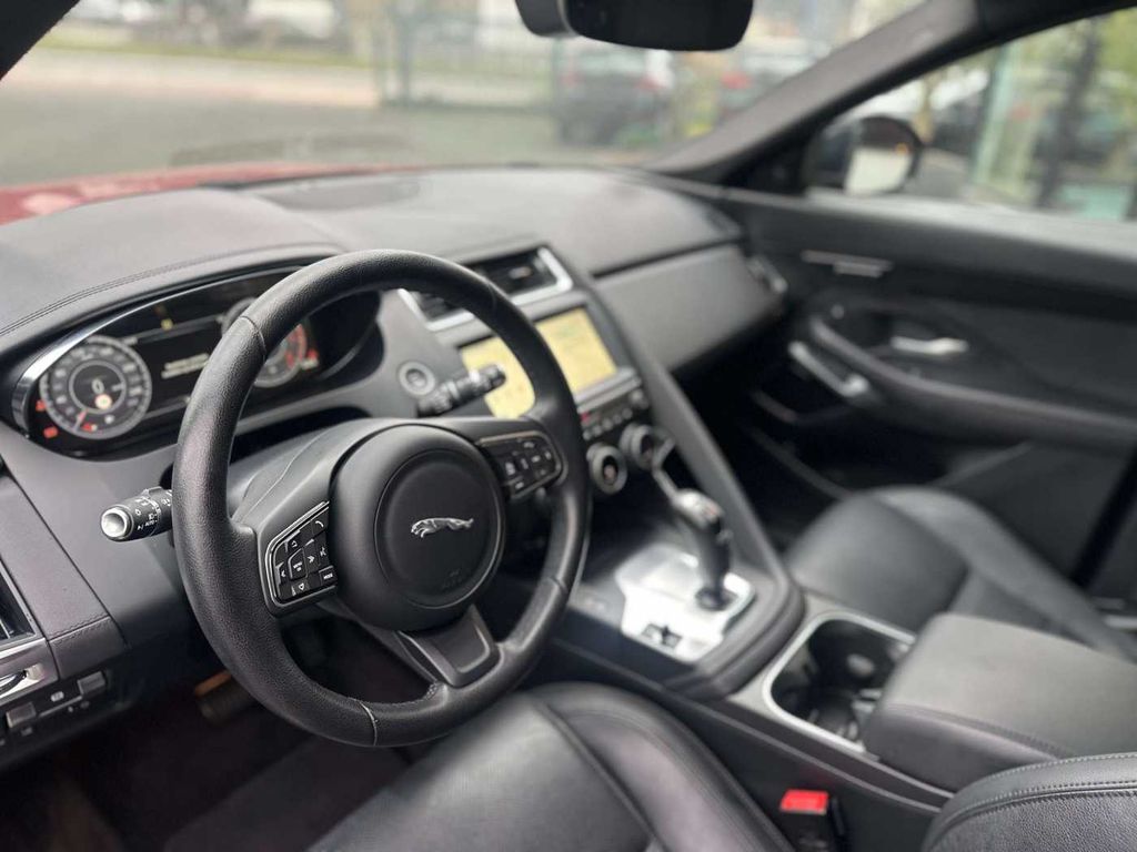 Jaguar E-Pace 2020