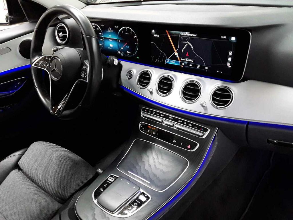 Mercedes-Benz E 300 2022