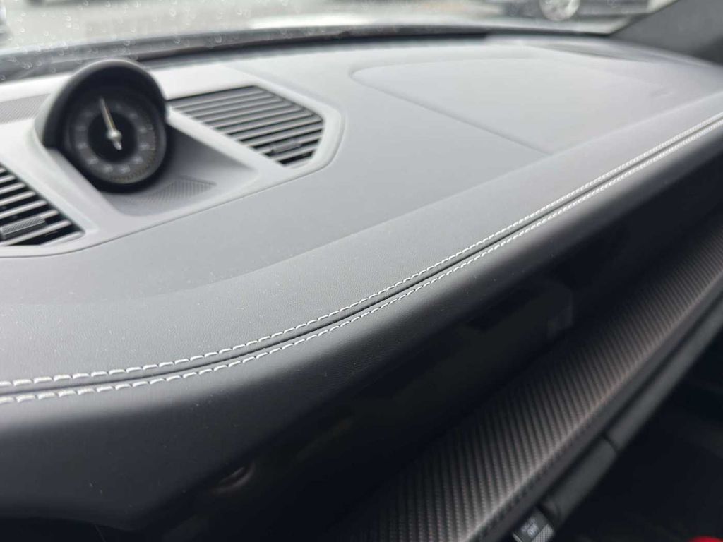 Porsche 992 2025