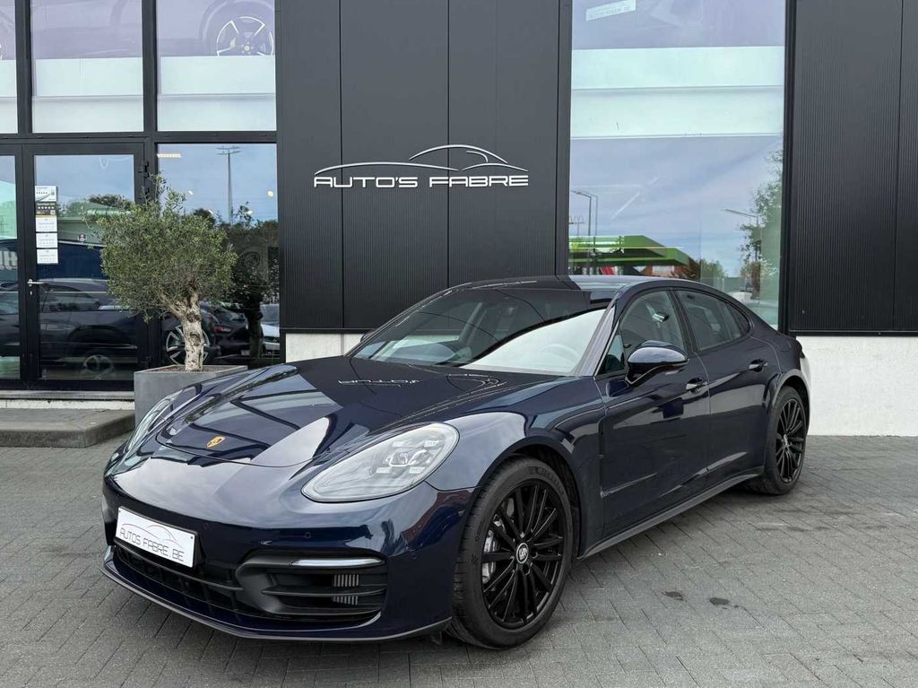 Porsche Panamera 2021