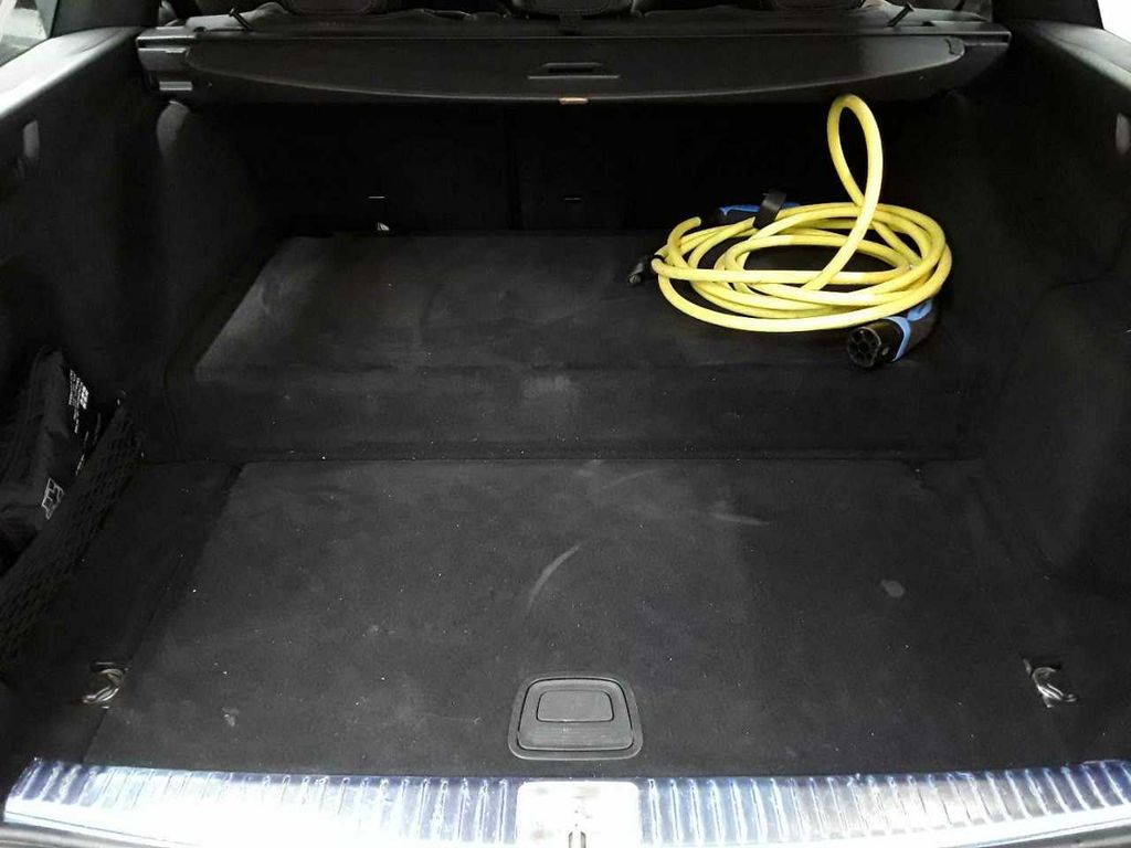 Mercedes-Benz E 300 2022