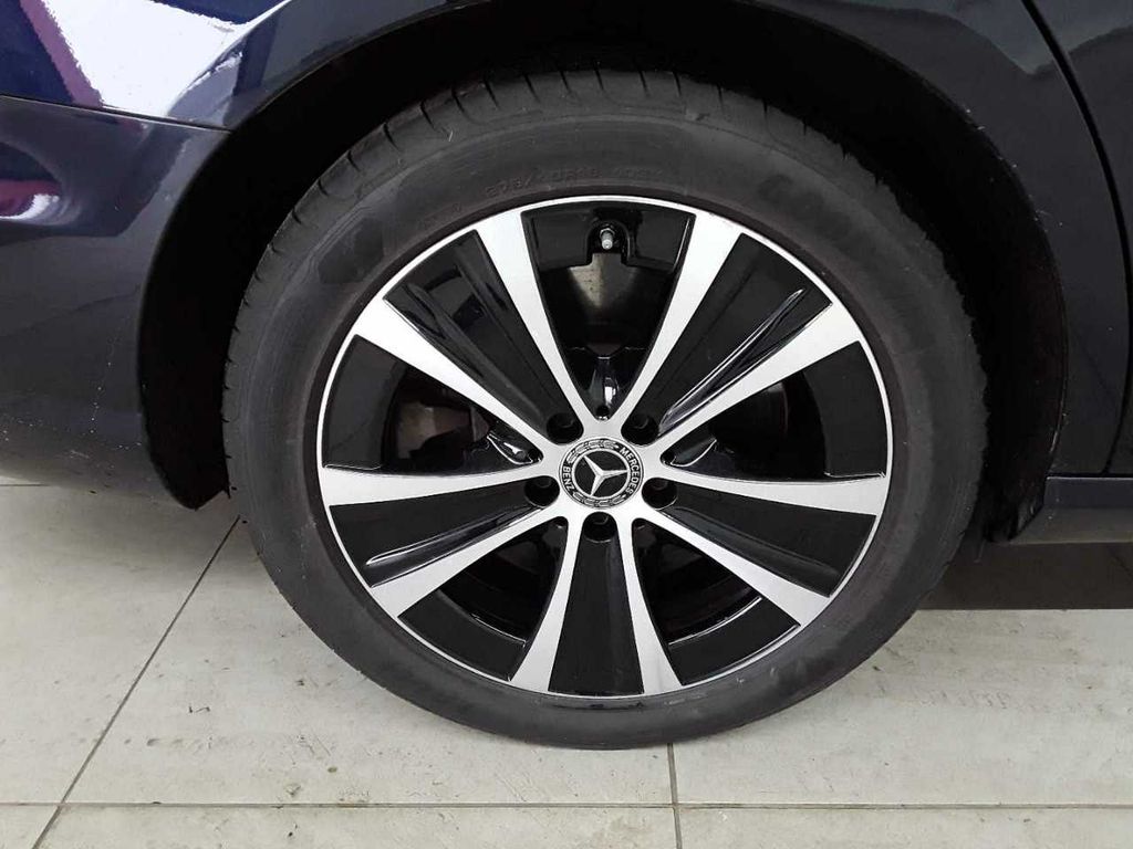 Mercedes-Benz E 300 2022