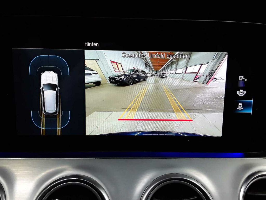 Mercedes-Benz E 300 2022