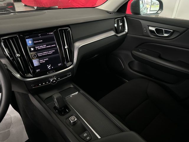 Volvo V60 2022