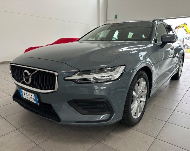 Volvo V60 2022