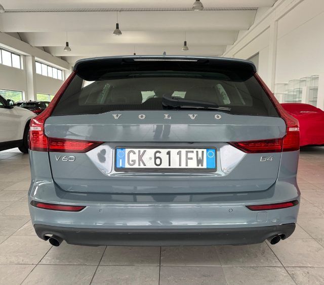 Volvo V60 2022